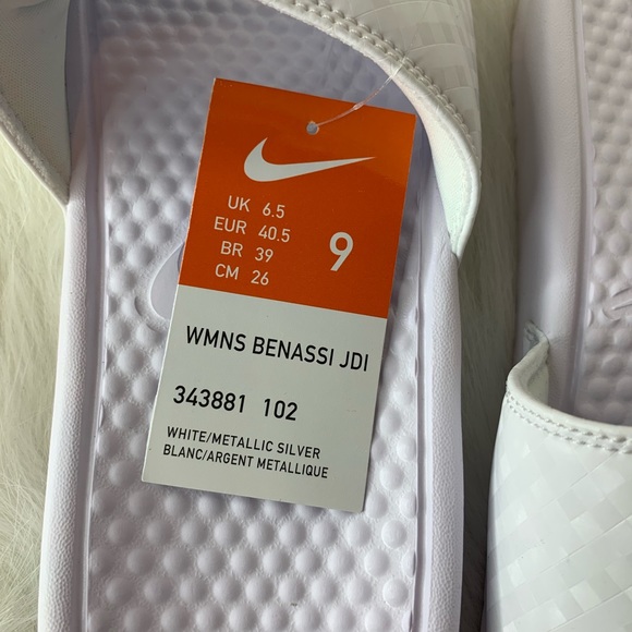 Nike Sandal - Picture 6 of 6